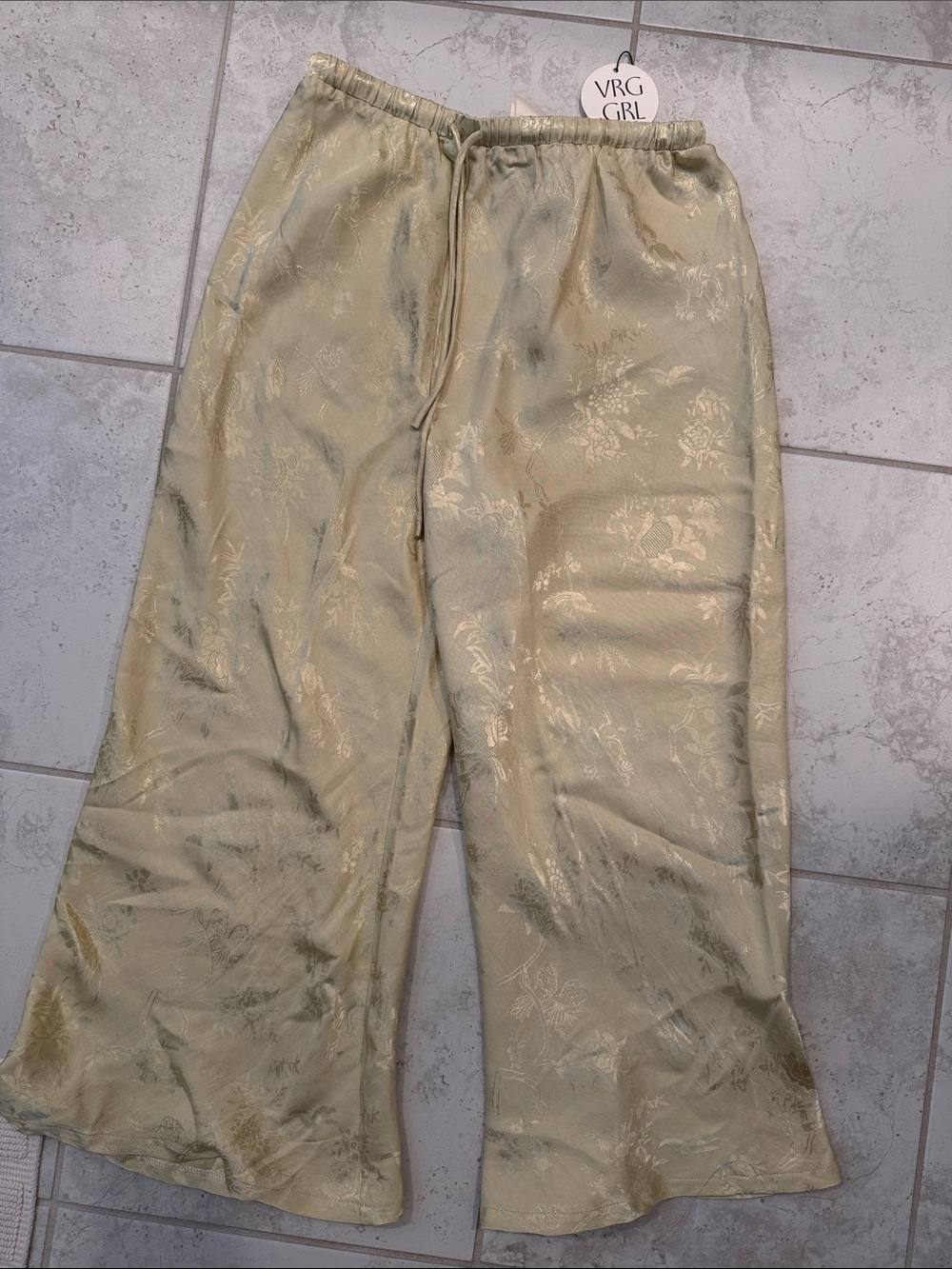 Silk-Feel Jacquard Wide Leg Pants in butter yellow/Pale Gold